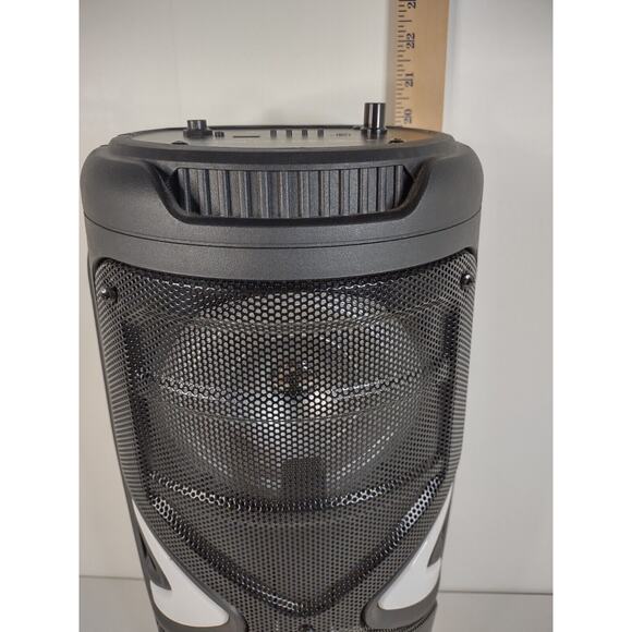 Brookstone Wireless LED Party Speaker BSSK1062 Flashing Lights Portable - Picture 10 of 11